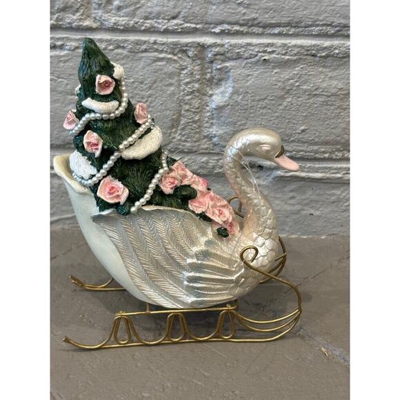 Vintage Christmas Swan Ornament Decoration Roses Pearls - Picture 7 of 7